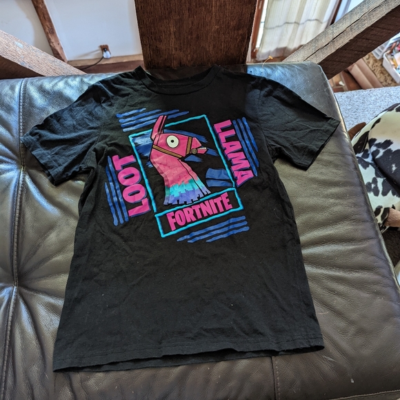 Fortnite Llama Loot T-shirt - Picture 4 of 4